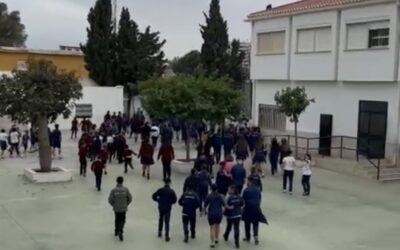 Evacuación ejemplar: 930 alumnos desalojados en solo 3 minutos y 20 segundos